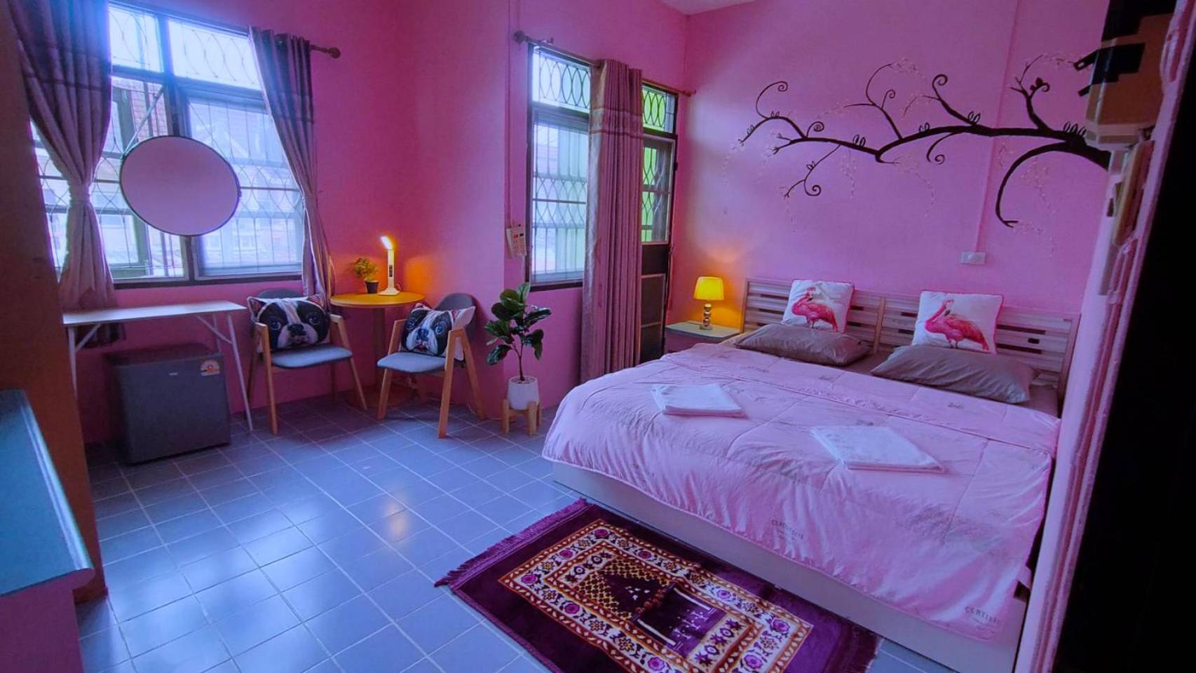 Ruenthip Homestay Bangkok Exterior foto