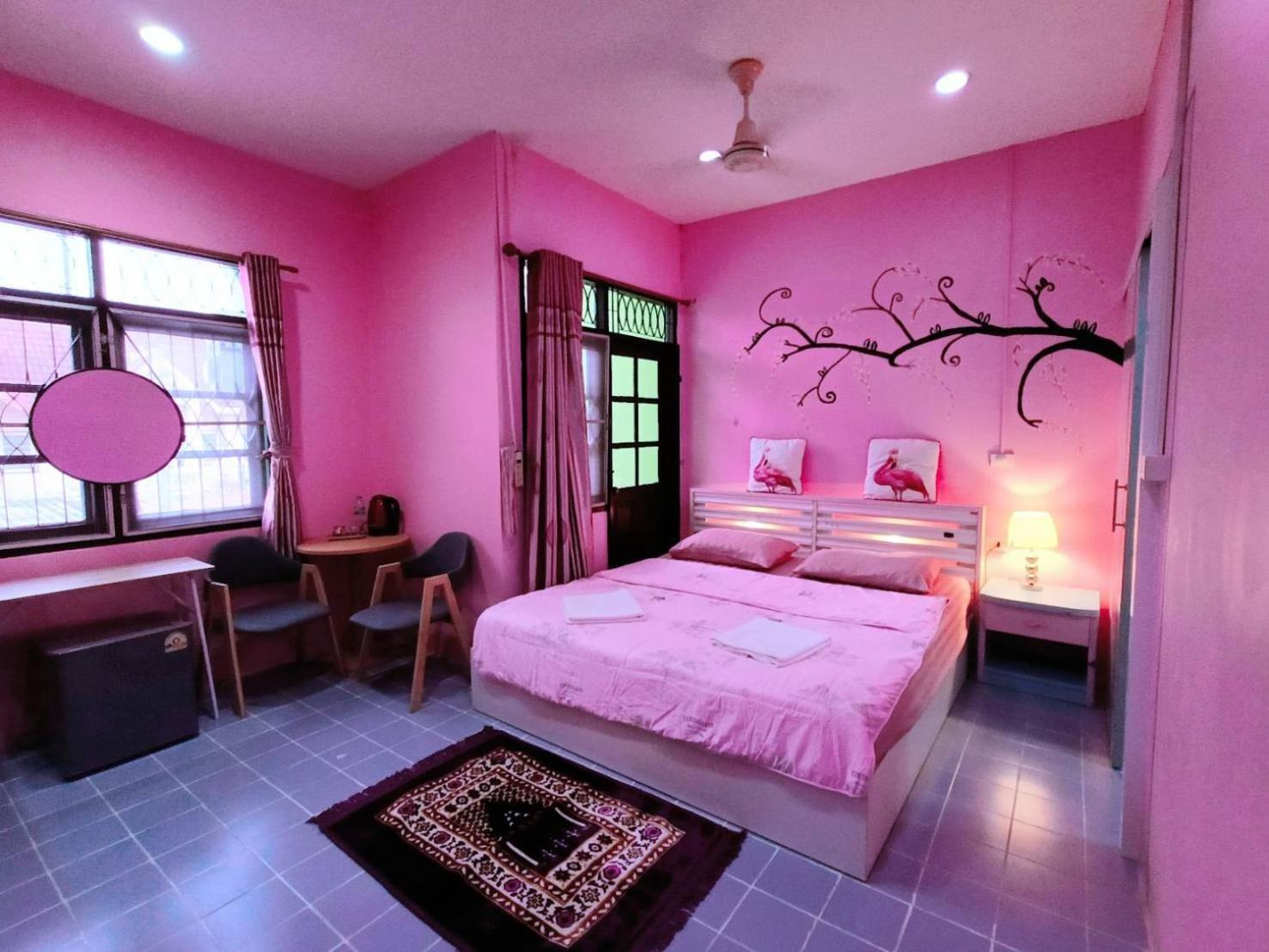 Ruenthip Homestay Bangkok Exterior foto