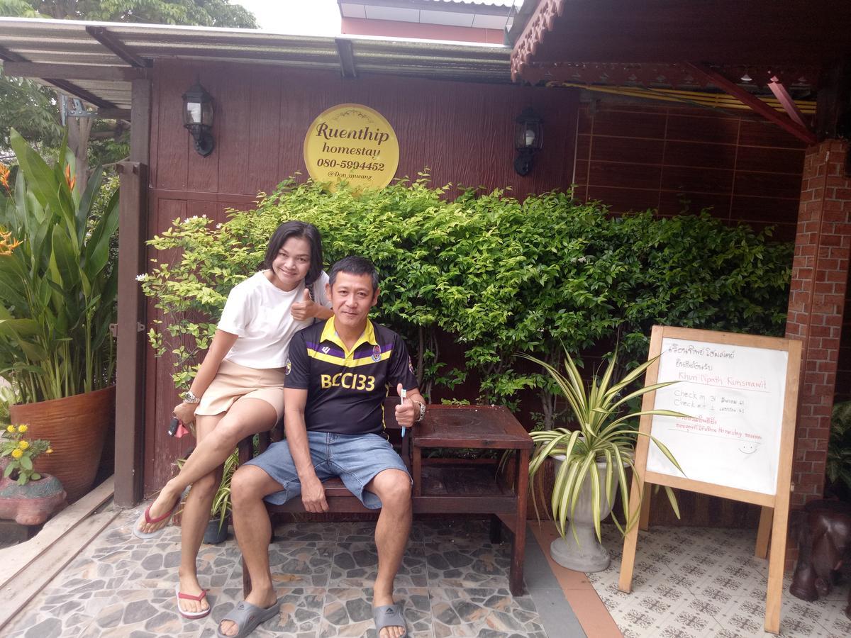 Ruenthip Homestay Bangkok Exterior foto